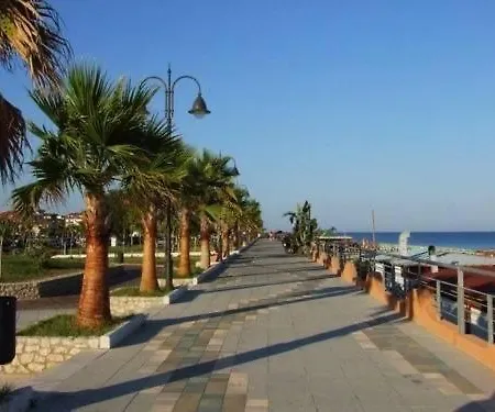 Fiordaliso Apartamento *