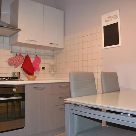 Fiordaliso Apartment *